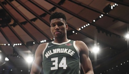  班切罗两双领衔魔术青年军爆冷击败雄鹿显潜力