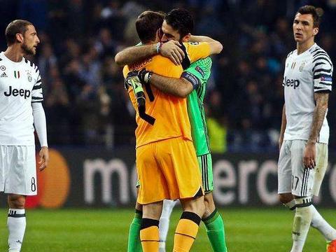 j9- 博洛尼亚门将神扑，保平局关键一分  